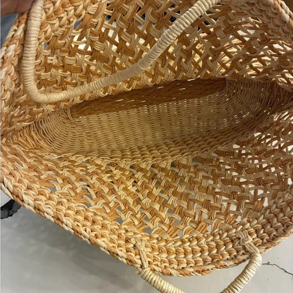 Shade & Shore Tan and Cream Woven Tote
